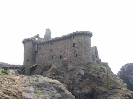 Foto de Castillo - Chauvetp - © Creative Commons (https://creativecommons.org/licenses/by-sa/4.0/deed.fr)