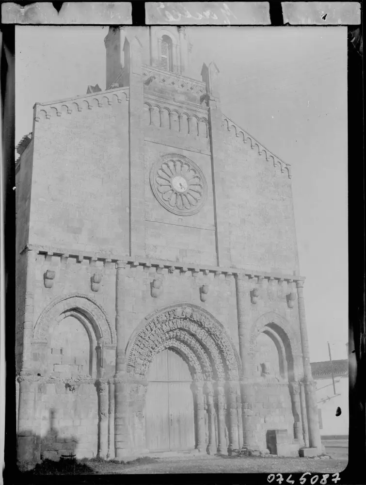 Foto de Iglesia - POP Plateforme Ouverte du Patrimoine / Base Mérimée - © Ministère de la Culture (France), Médiathèque du patrimoine et de la photographie, diffusion RMN-GP