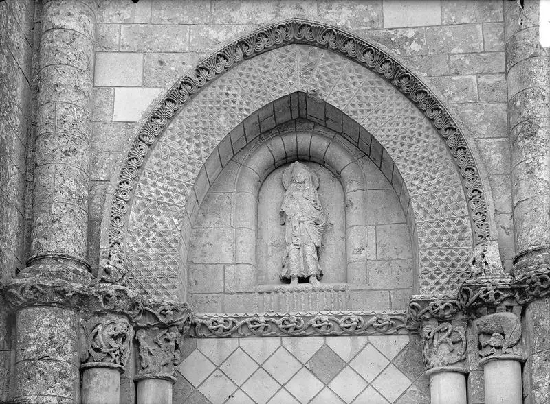 Foto di Chiesa - POP Plateforme Ouverte du Patrimoine / Base Mérimée - © Ministère de la Culture (France), Médiathèque du patrimoine et de la photographie, diffusion RMN-GP