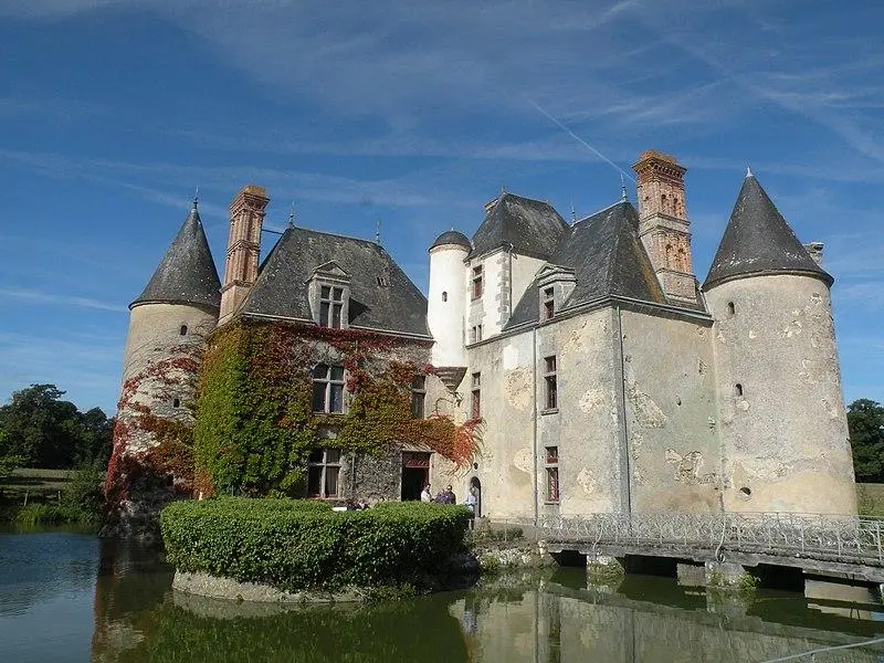 Foto de Castillo de cantaudière - Chatsam - © Creative Commons (https://creativecommons.org/licenses/by-sa/4.0/deed.fr)