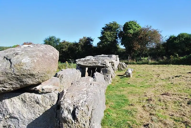 Foto von Dolmen - Blabourd - © Creative Commons (https://creativecommons.org/licenses/by-sa/4.0/deed.fr)