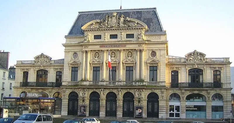 Foto de Teatro municipal - User:Thbz - © Creative Commons (https://creativecommons.org/licenses/by-sa/4.0/deed.fr)