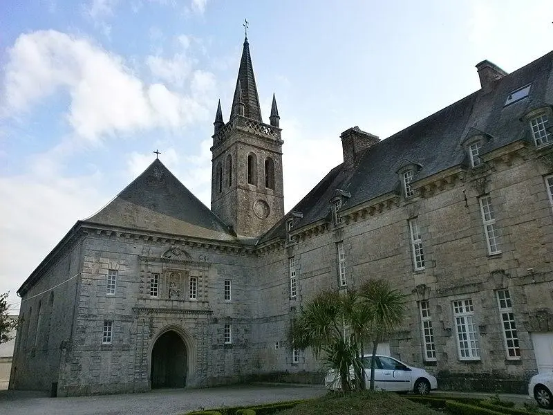 Foto de Hospicio y su capilla - HaguardDuNord (talk) - © Creative Commons (https://creativecommons.org/licenses/by-sa/4.0/deed.fr)