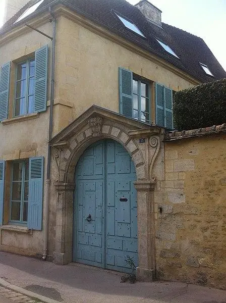 Foto de Ex hotel Servain - Mlane78212 - © Creative Commons (https://creativecommons.org/licenses/by-sa/4.0/deed.fr)