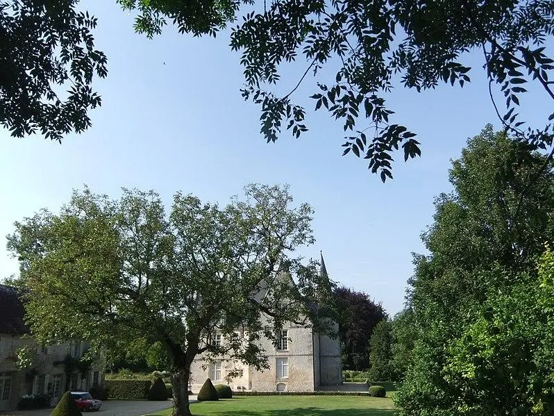 Foto von Herrenhaus - Milka-berger - © Creative Commons (https://creativecommons.org/licenses/by-sa/4.0/deed.fr)