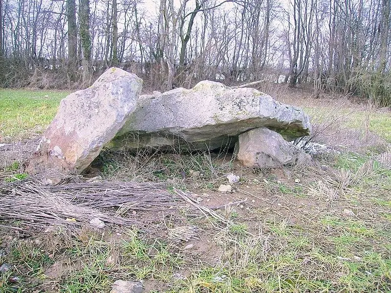 Foto von Dolmen - Astérixobélix - © Creative Commons (https://creativecommons.org/licenses/by-sa/4.0/deed.fr)
