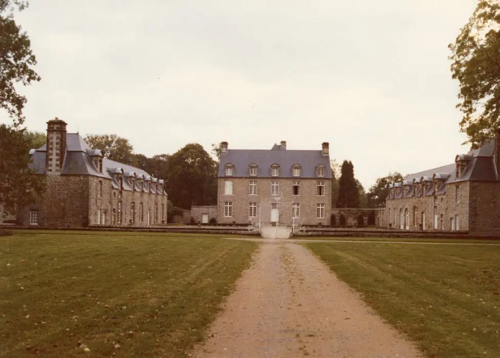 Foto von Motte Castle - POP Plateforme Ouverte du Patrimoine / Base Mérimée - © Ministère de la Culture (France), Médiathèque du patrimoine et de la photographie, tous droits réservés