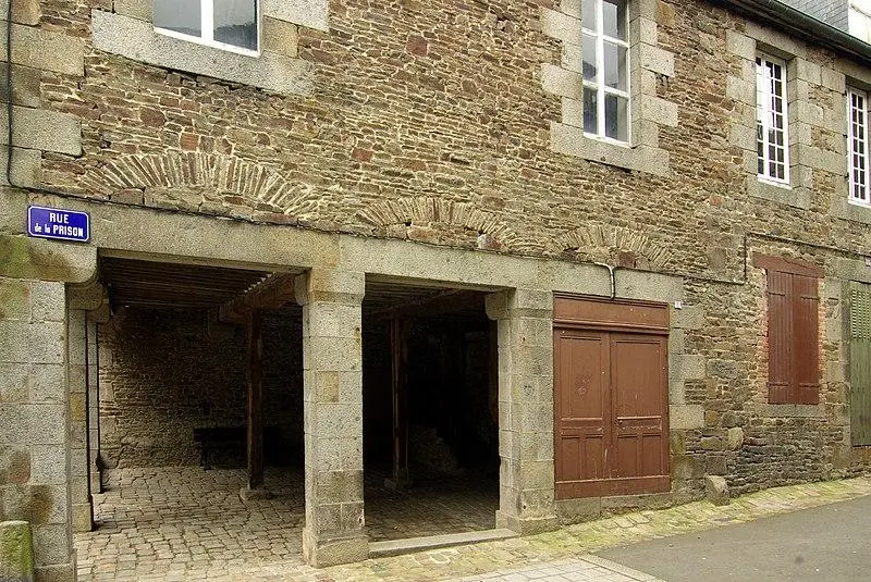 Foto von Ehemaliges Gefängnis - hamon jp - © Creative Commons (https://creativecommons.org/licenses/by-sa/4.0/deed.fr)