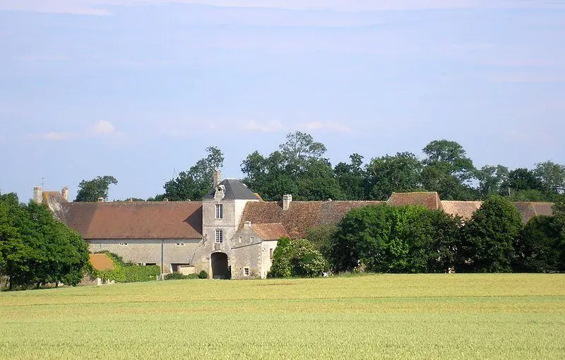 Foto von Großer Farm namens Logis de Rouvres - Ikmo-ned - © Creative Commons (https://creativecommons.org/licenses/by-sa/4.0/deed.fr)