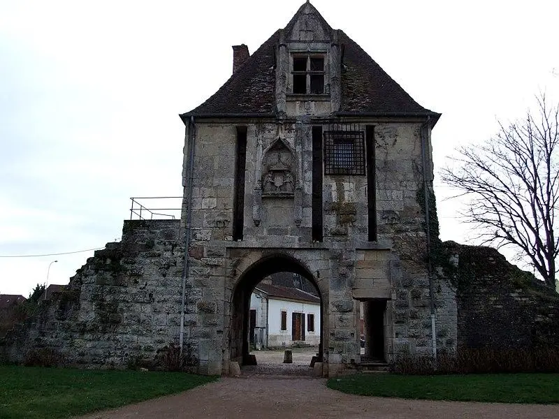 Foto von Grafschaftstür - Christophe.Finot - © Creative Commons (https://creativecommons.org/licenses/by-sa/4.0/deed.fr)