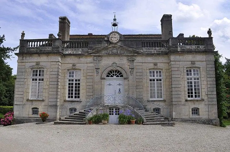 Foto von Schloss - Prosopee - © Creative Commons (https://creativecommons.org/licenses/by-sa/4.0/deed.fr)