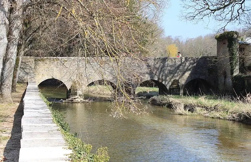 Foto von Brücke, sagt Boulangers Bridge - photography taken by Christophe.Finot - © Creative Commons (https://creativecommons.org/licenses/by-sa/4.0/deed.fr)