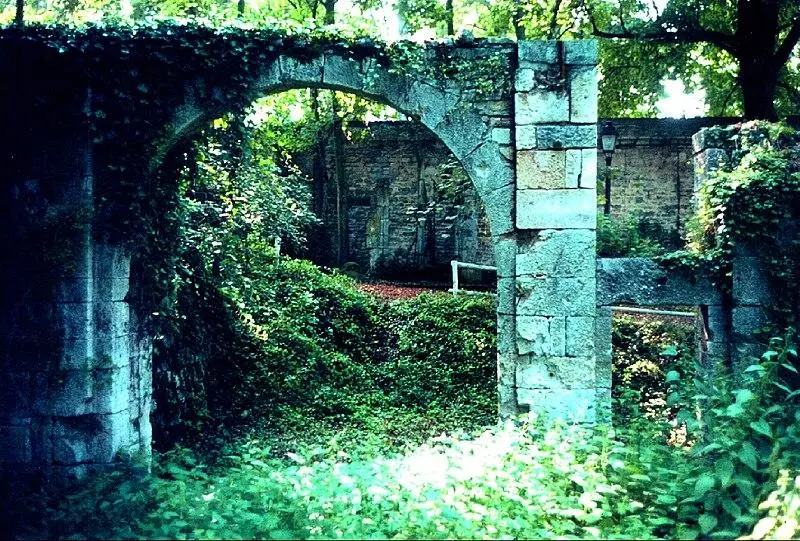 Foto von Dijon -Tor - Claude PIARD - © Creative Commons (https://creativecommons.org/licenses/by-sa/4.0/deed.fr)
