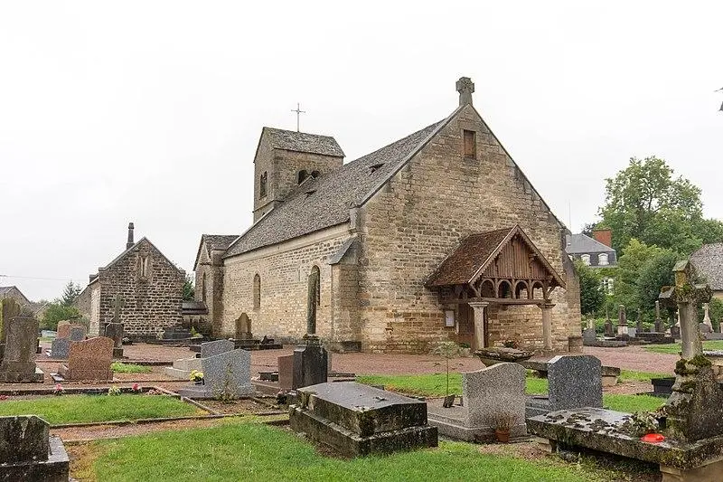 Foto von Saint-Cyr und Sainte-Julitte-Kirche - CrlNvl - © Creative Commons (https://creativecommons.org/licenses/by-sa/4.0/deed.fr)