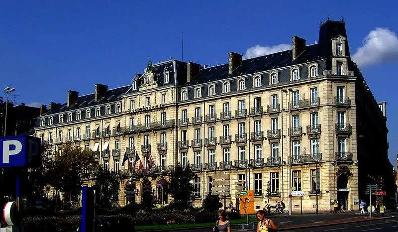Foto de Hôtel de la Cloche - Christophe.Finot - © Creative Commons (https://creativecommons.org/licenses/by-sa/4.0/deed.fr)