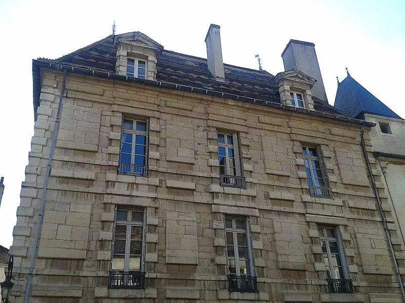 Foto von Gauthier Hotel (alt) - Patrice78500 - © Creative Commons (https://creativecommons.org/licenses/by-sa/4.0/deed.fr)