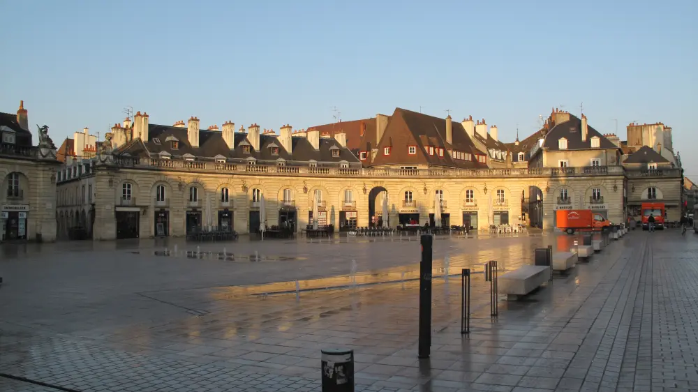 Foto de Edificio - Sous licence Creative Commons (https://creativecommons.org/licenses/by-sa/4.0/deed.fr) - Par MarcJP46 - © Creative Commons (https://creativecommons.org/licenses/by-sa/4.0/deed.fr)