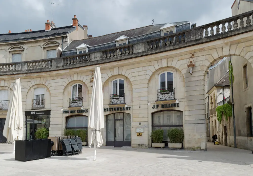 Foto de Edificio - Sous licence Creative Commons (https://creativecommons.org/licenses/by-sa/4.0/deed.fr) - Par François de Dijon - © Creative Commons (https://creativecommons.org/licenses/by-sa/4.0/deed.fr)