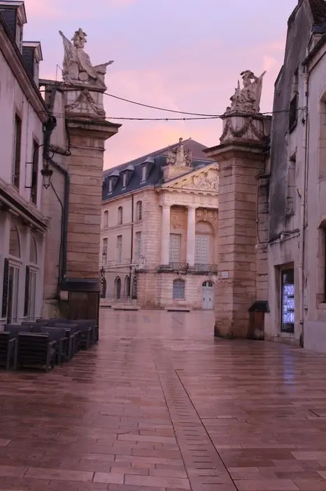 Foto de Edificio - POP Plateforme Ouverte du Patrimoine / Base Mérimée - © Ministère de la Culture (France), Médiathèque du patrimoine et de la photographie, diffusion RMN-GP