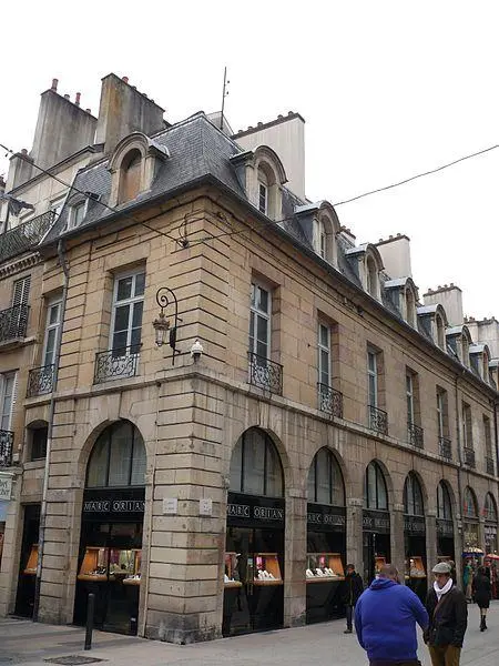 Foto de Edificio - This illustrationwas made byPeter Potrowl. Please - © Creative Commons (https://creativecommons.org/licenses/by-sa/4.0/deed.fr)