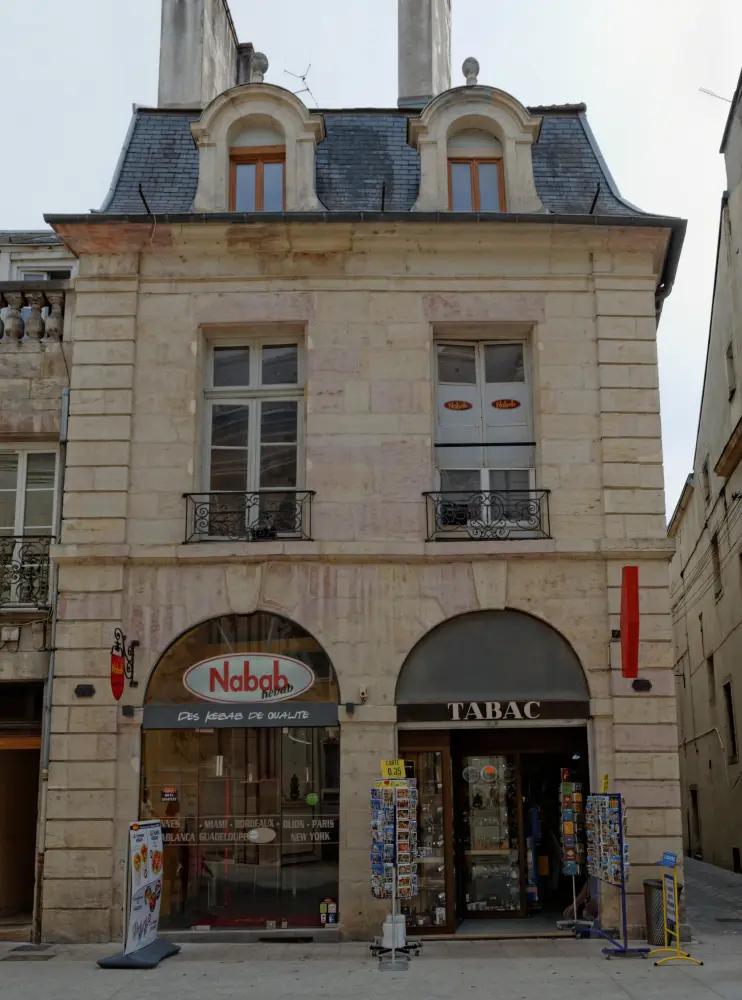 Foto de Edificio - Sous licence Creative Commons (https://creativecommons.org/licenses/by-sa/4.0/deed.fr) - Par François de Dijon - © Creative Commons (https://creativecommons.org/licenses/by-sa/4.0/deed.fr)