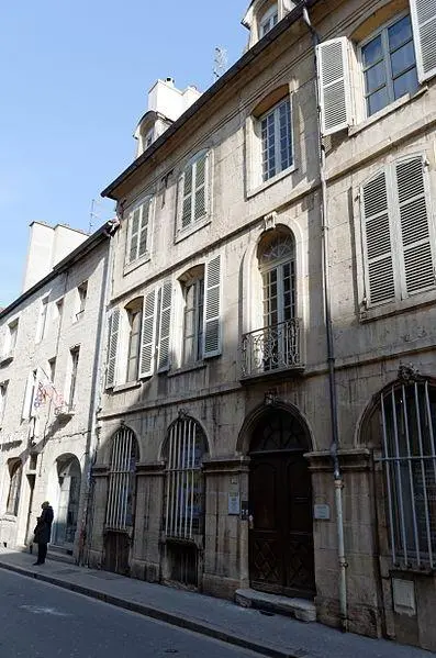 Foto de Edificio - François de Dijon - © Creative Commons (https://creativecommons.org/licenses/by-sa/4.0/deed.fr)