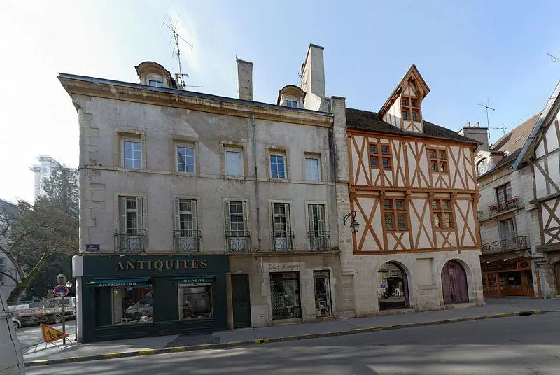 Foto de Casa del siglo XV - François de Dijon - © Creative Commons (https://creativecommons.org/licenses/by-sa/4.0/deed.fr)