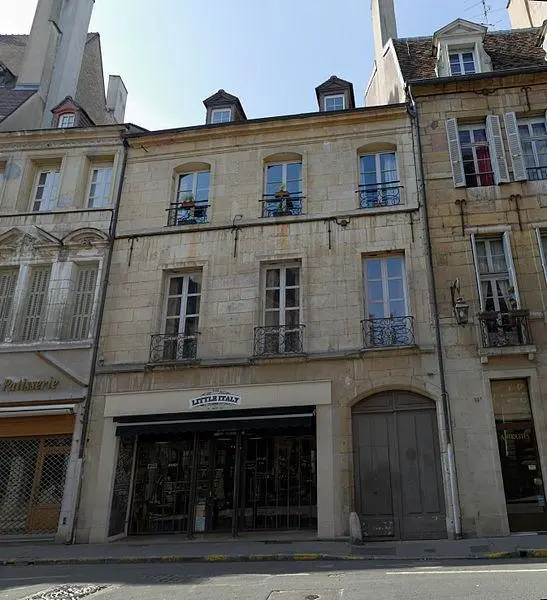 Foto von Heim - François de Dijon - © Creative Commons (https://creativecommons.org/licenses/by-sa/4.0/deed.fr)