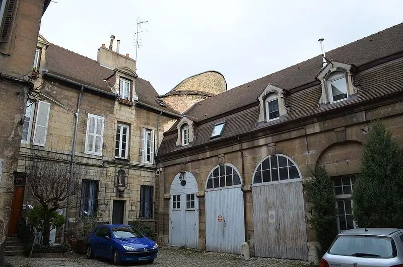 Foto de Tour llamada Petit Saint-Benigne - François de Dijon - © Creative Commons (https://creativecommons.org/licenses/by-sa/4.0/deed.fr)