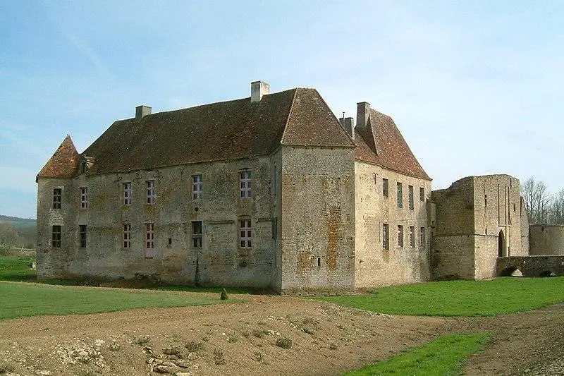 Foto von Château d'Eguilly - Christophe.Finot - © Creative Commons (https://creativecommons.org/licenses/by-sa/4.0/deed.fr)