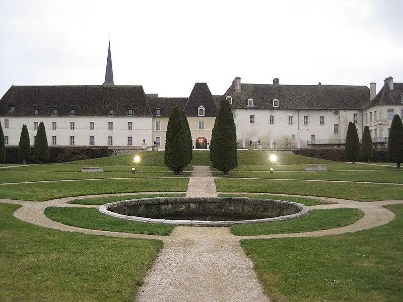 Foto de Château des Abbés de Citeaux (viejo) - Arnaud 25 - © Creative Commons (https://creativecommons.org/licenses/by-sa/4.0/deed.fr)
