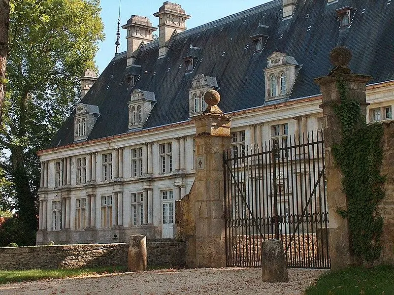 Foto de Castillo - GOOSSE Jean Marie - © Creative Commons (https://creativecommons.org/licenses/by-sa/4.0/deed.fr)