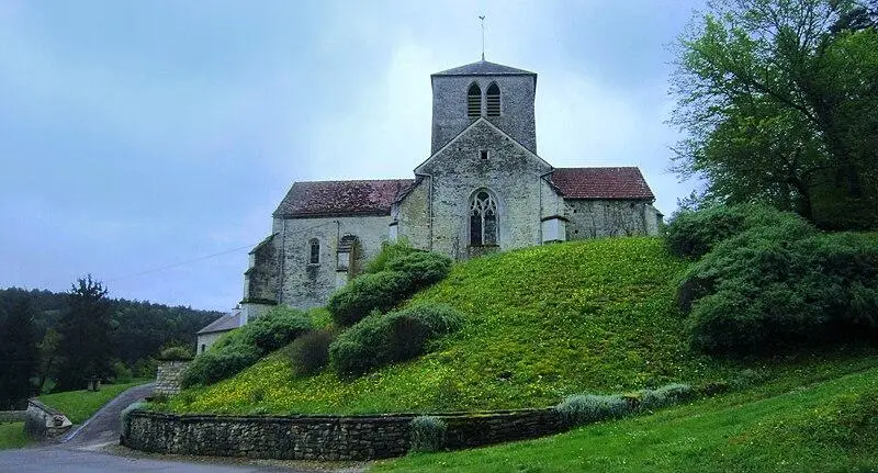 Foto von Kirche - Claude PIARD - © Creative Commons (https://creativecommons.org/licenses/by-sa/4.0/deed.fr)