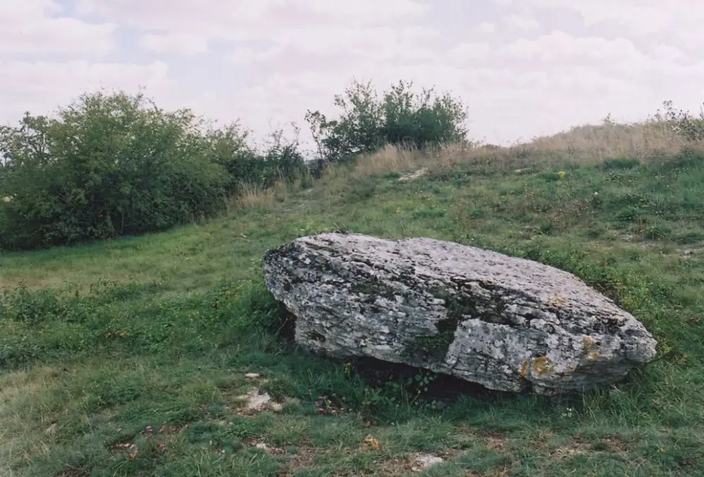 Foto de Callejón cubierto de paja - POP Plateforme Ouverte du Patrimoine / Base Mérimée - © Ministère de la Culture (France), Direction Régionale des Affaires Culturelles de Bourgogne-Franche-Comté – Tous droits réservés 