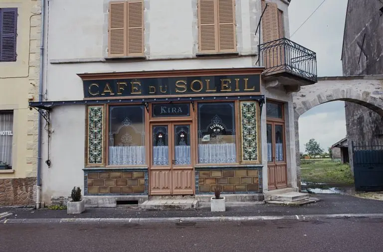 Foto de Café solar - POP Plateforme Ouverte du Patrimoine / Base Mérimée - (c) Région Bourgogne - Inventaire général
