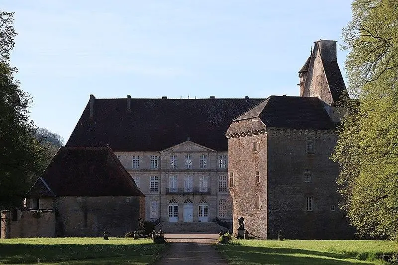 Foto von Schloss - GO69 - © Creative Commons (https://creativecommons.org/licenses/by-sa/4.0/deed.fr)