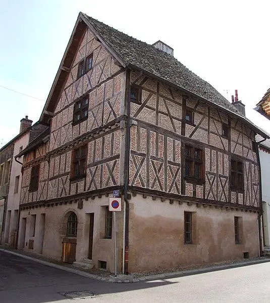 Foto von Holzhaus - Christophe.Finot - © Creative Commons (https://creativecommons.org/licenses/by-sa/4.0/deed.fr)