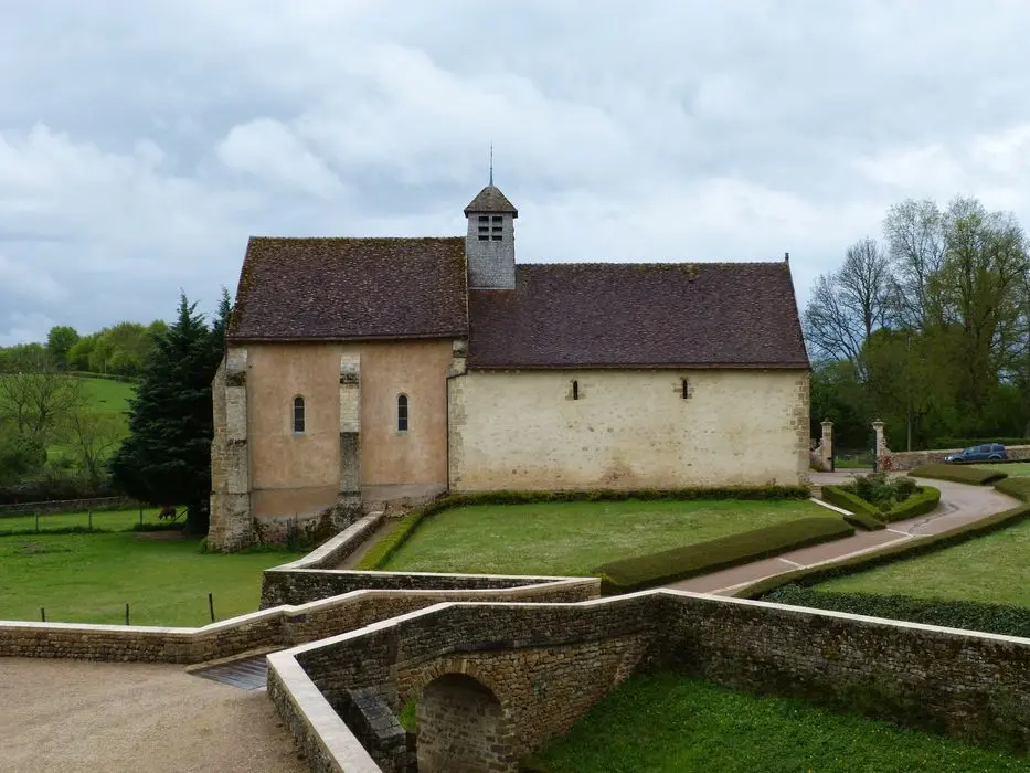 Foto de Iglesia parroquial (antigua) parroquia - POP Plateforme Ouverte du Patrimoine / Base Mérimée - © Ministère de la Culture (France), Direction régionale des affaires culturelles de Bourgogne-Franche-Comté – Diffusion restreinte