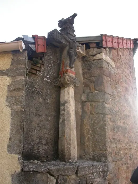 Foto von Steinkreuz (auch in der Gemeinde Sampigny-Les-Maranges) - POP Plateforme Ouverte du Patrimoine / Base Mérimée - © Ministère de la Culture (France), Direction Régionale des Affaires Culturelles de Bourgogne-Franche-Comté – Tous droits réservés 