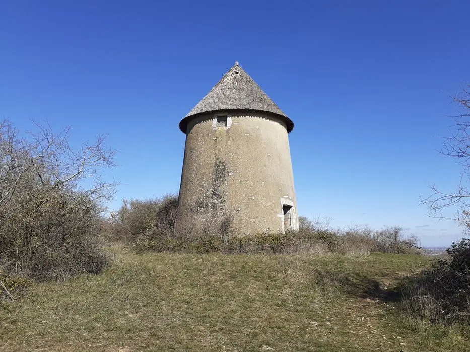 Foto von Charnailles Windmühle - POP Plateforme Ouverte du Patrimoine / Base Mérimée - © Ministère de la Culture (France), Direction Régionale des Affaires Culturelles de Bourgogne-Franche-Comté – Tous droits réservés 