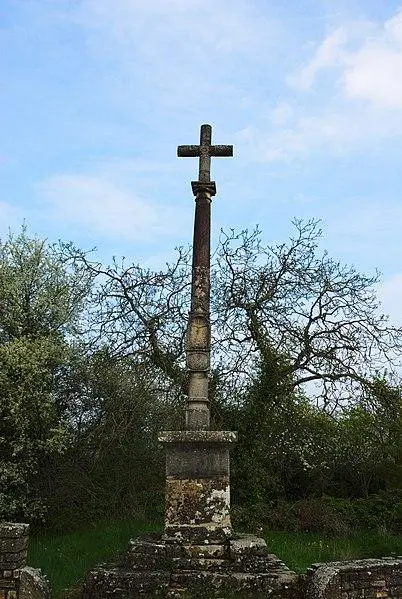 Foto von Bernadotte Kreuz in Molards Hamlet - Clément Bucco-Lechat - © Creative Commons (https://creativecommons.org/licenses/by-sa/4.0/deed.fr)