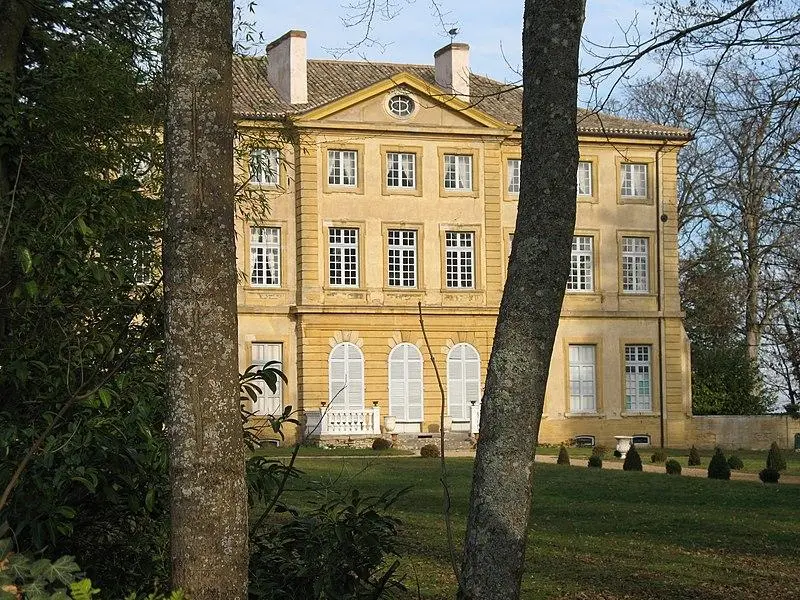 Foto von Schloss - PHILDIC - © Creative Commons (https://creativecommons.org/licenses/by-sa/4.0/deed.fr)