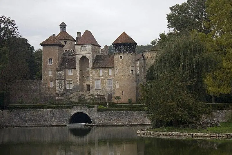 Foto von Schloss - Daniel VILLAFRUELA - © Creative Commons (https://creativecommons.org/licenses/by-sa/4.0/deed.fr)