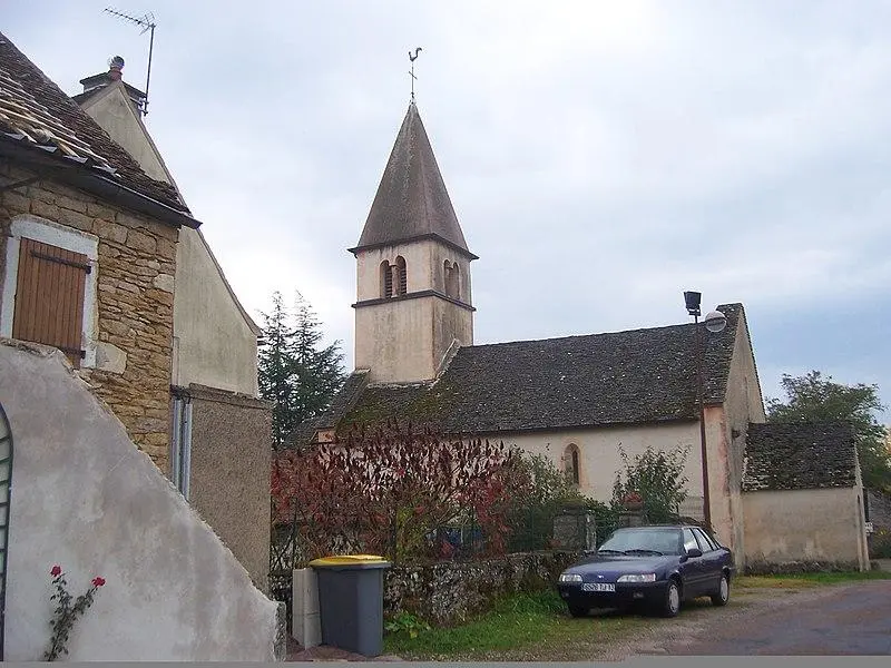 Foto von Saint-Martin und Cross Church vor der Kirche - Ksnow - © Creative Commons (https://creativecommons.org/licenses/by-sa/4.0/deed.fr)