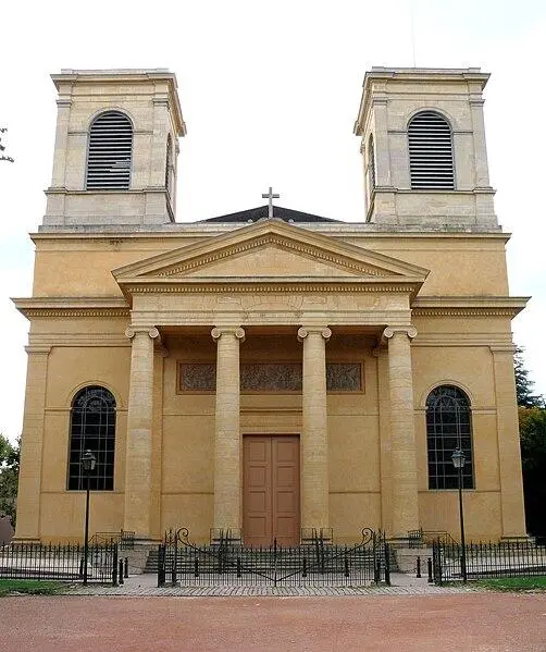 Photo de Cathédrale Saint-Vincent (nouvelle église Saint-Vincent) - MOSSOT - © Creative Commons (https://creativecommons.org/licenses/by-sa/4.0/deed.fr)