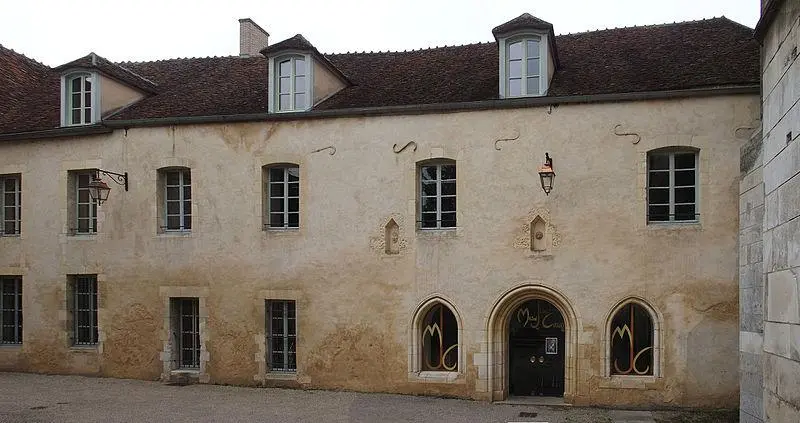 Photo de Abbaye Saint-Pierre (ancienne) - Davitof - © Creative Commons (https://creativecommons.org/licenses/by-sa/4.0/deed.fr)
