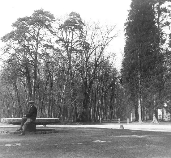 Foto di Tabella D'Adremont (anche in Comune di Vineuil-Saint-Firmin) - POP Plateforme Ouverte du Patrimoine / Base Mérimée - © Ministère de la Culture (France), Médiathèque du patrimoine et de la photographie, diffusion RMN-GP