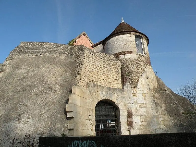 Foto von Boileau -Tour - Chatsam - © Creative Commons (https://creativecommons.org/licenses/by-sa/4.0/deed.fr)