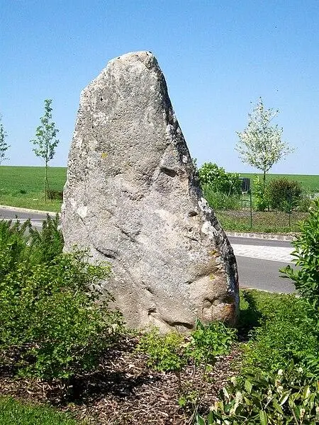 Foto di Megalithe dice la coda di Gargantua - P.poschadel - © Creative Commons (https://creativecommons.org/licenses/by-sa/4.0/deed.fr)