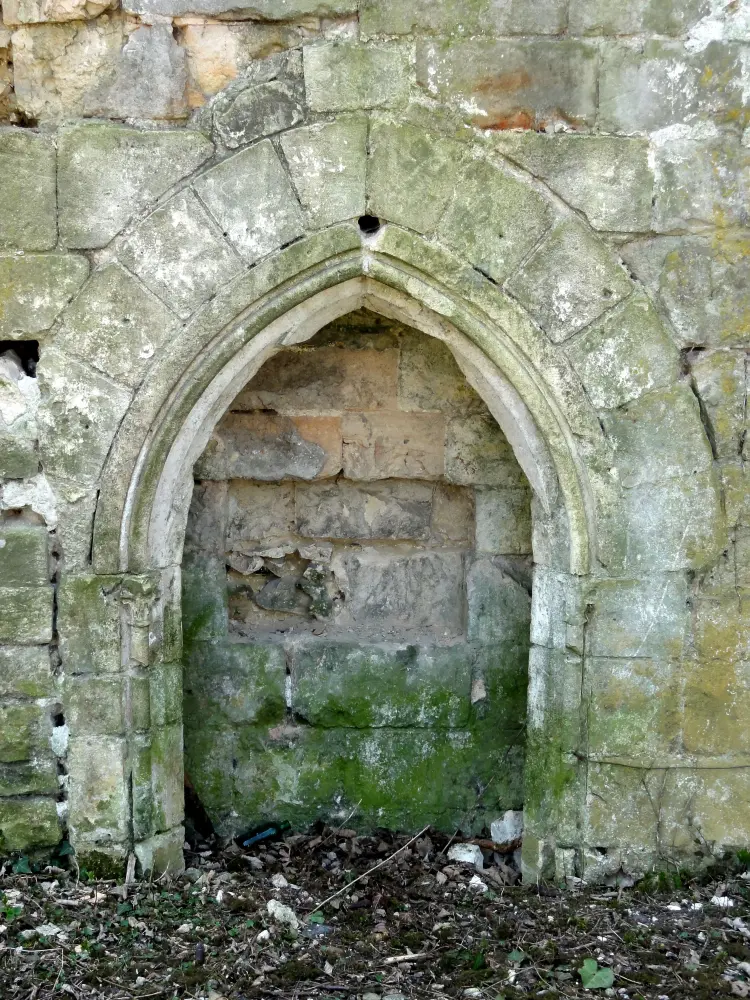 Foto di Abbazia di Royallieu - Sous licence Creative Commons (https://creativecommons.org/licenses/by-sa/4.0/deed.fr) - Par P.poschadel - © Creative Commons (https://creativecommons.org/licenses/by-sa/4.0/deed.fr)